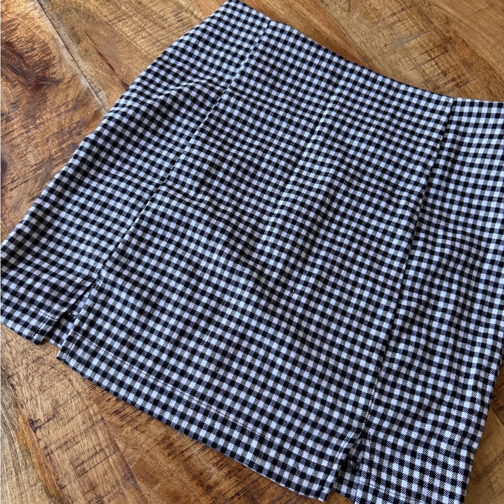 Black and White Checkered Skirt